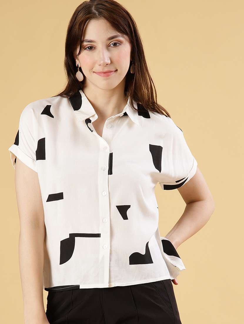 women printed short sleeve boxy shirt - 21935483 - Zoom Image - 0