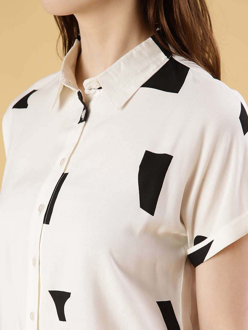 women printed short sleeve boxy shirt - 21935483 - Standard Image - 5