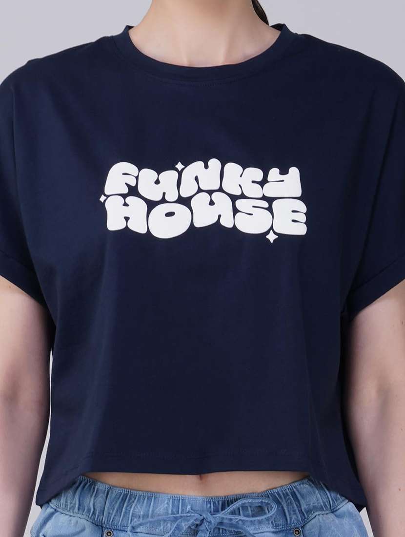 women printed short sleeve regular fit crop t-shirt - 21935517 -  Standard Image - 5