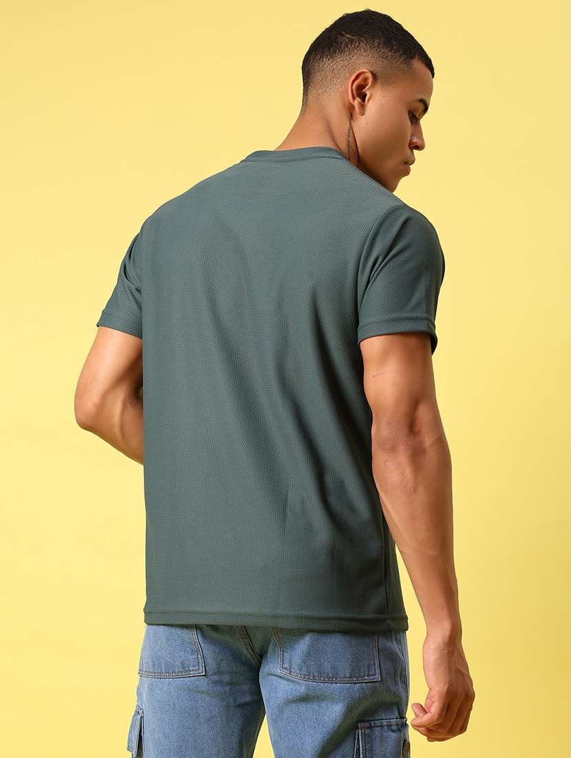 men chest print round neck regular fit t-shirt - 21935886 -  Standard Image - 3