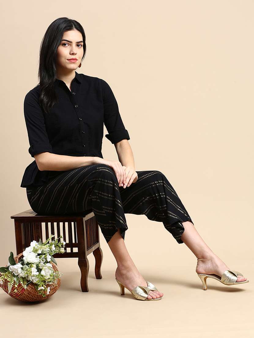 women black straiped mid rise straight pant - 21935978 -  Standard Image - 3