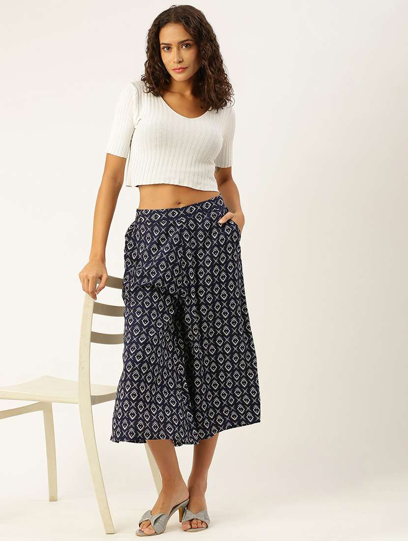women printed mid rise culottes - 21935982 - Standard Image - 5
