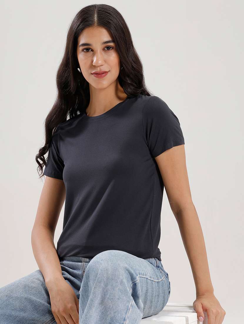 women solid short sleeve regular fit t-shirt - 21936010 -  Zoom Image - 0