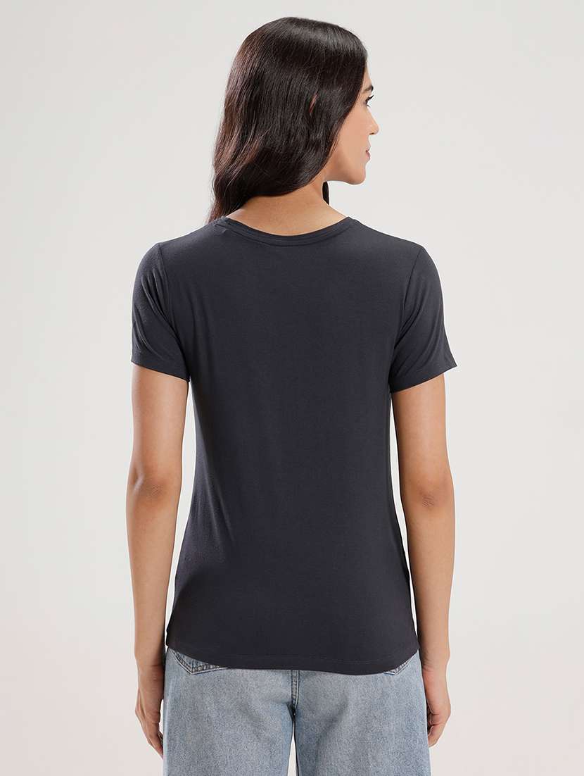 women solid short sleeve regular fit t-shirt - 21936010 -  Standard Image - 3