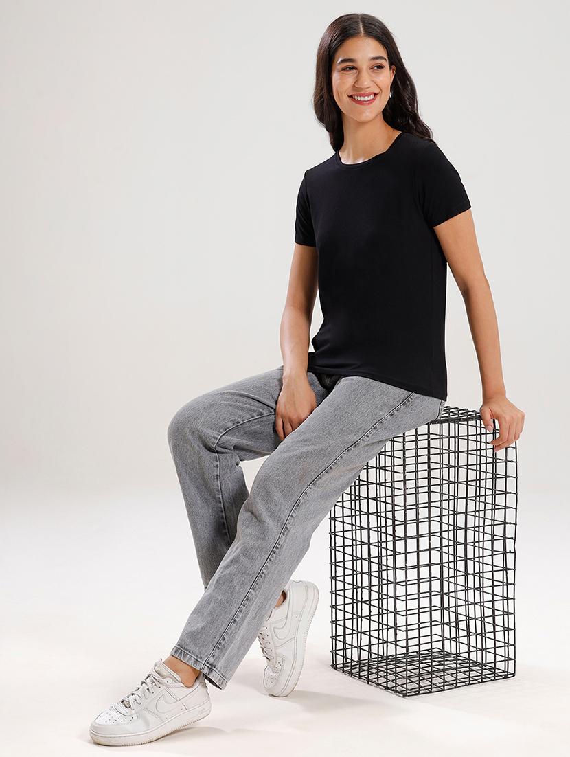 women solid short sleeve regular fit t-shirt - 21936011 - Standard Image - 5