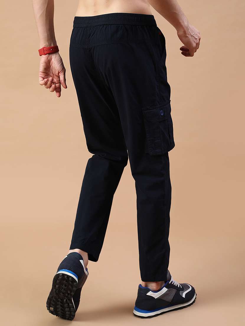 men solid mid rise regular fit cargo - 21938636 -  Standard Image - 3