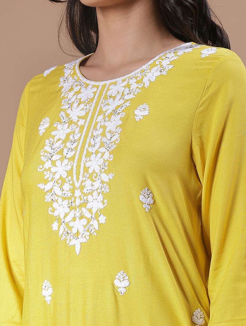 women three quarter sleeve straight kurta - 21938646 -  Standard Image - 5