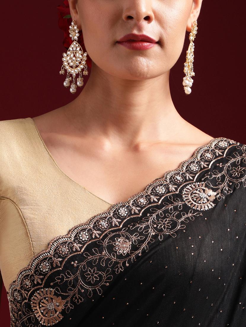 women solid with work embroidered saree with blouse - 21939101 - Standard Image - 5