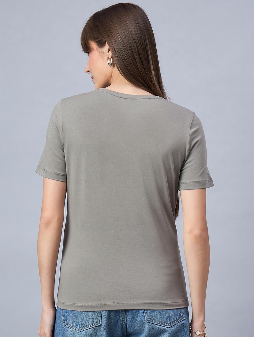 women solid short sleeve regular fit t-shirt - 21939410 - Standard Image - 3