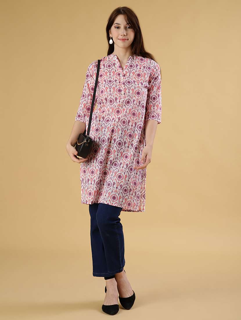 women printed three quarter sleeve straight kurta - 21939781 - Zoom Image - 0