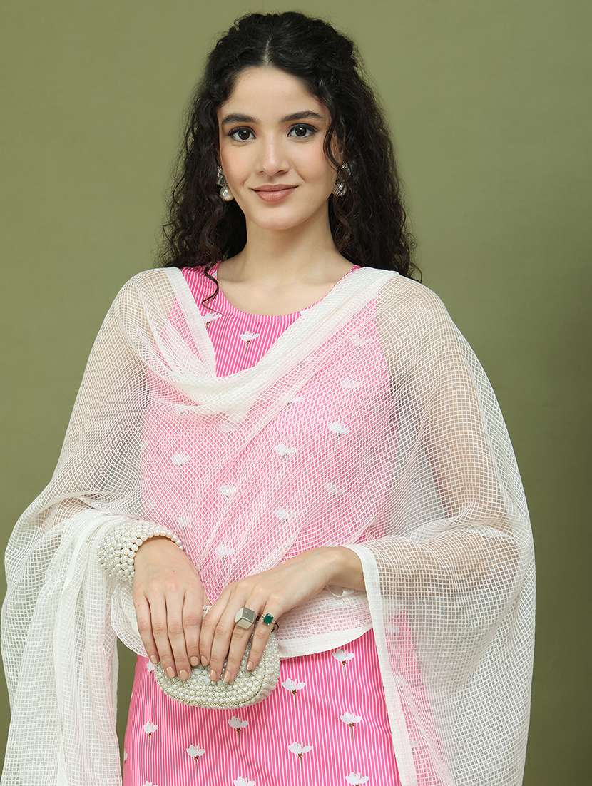 women printed sleeveless kurta palazzo with dupatta set - 21939953 -  Standard Image - 5