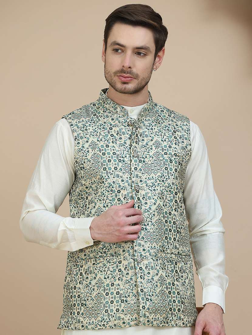 men mandarin neck kurta pyjama with jacket ethnic wear set - 21940189 -  Standard Image - 5