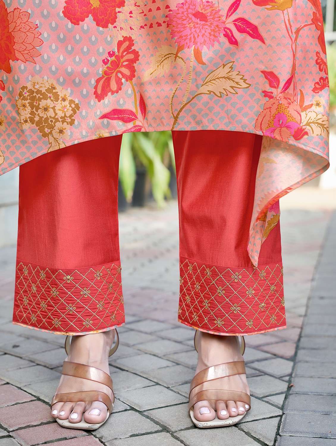 women three quarter sleeve kurta pant set - 21940407 -  Standard Image - 5