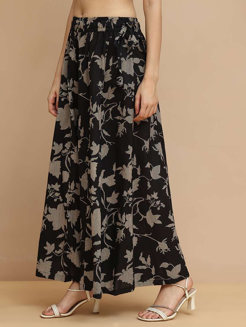 women floral printed mid rise flared palazzo - 21940417 -  Standard Image - 3