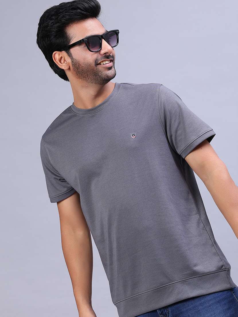 men solid short sleeve regular fit t-shirt - 21940523 - Zoom Image - 0
