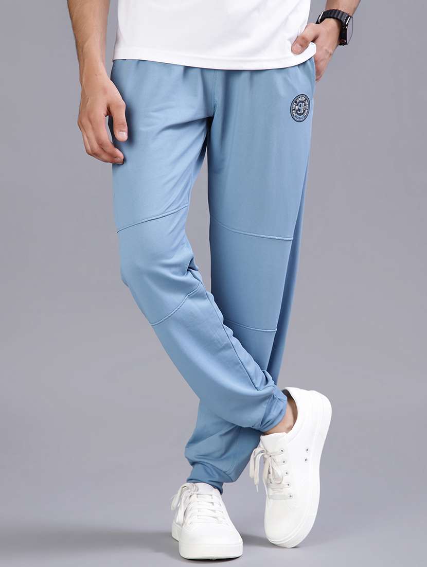 men solid mid rise regualr fit jogger