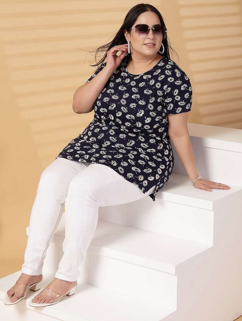 women plus size printed short sleeve t-shirt - 21940826 -  Standard Image - 5