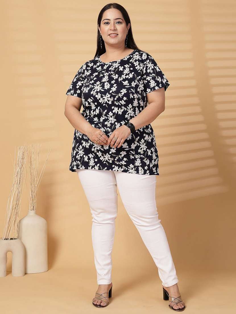 women plus size printed short sleeve t-shirt - 21940827 -  Standard Image - 5