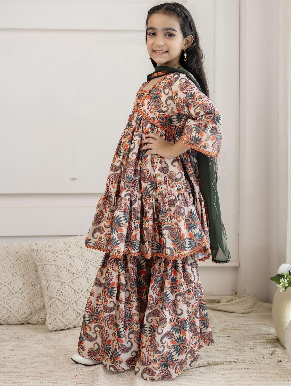women paisley printed kurta sharara with dupatta set - 21941004 - Standard Image - 3