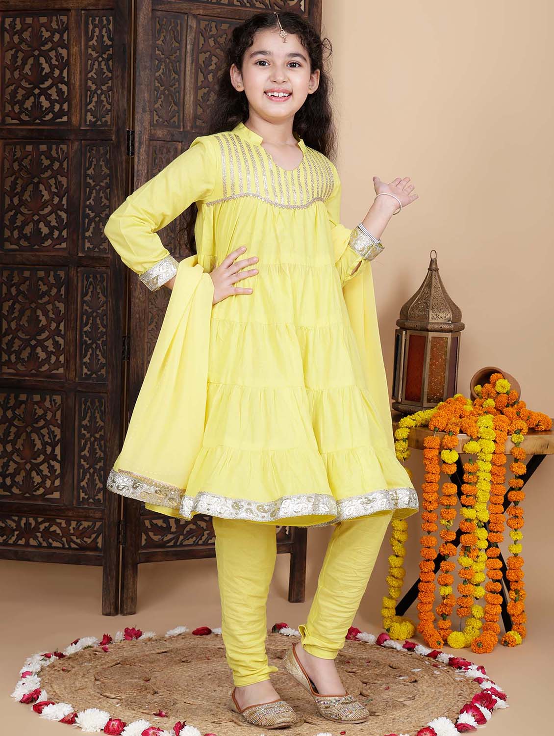 girls yellow mandarin neck kurta churidaar with dupatta set - 21941007 - Standard Image - 5
