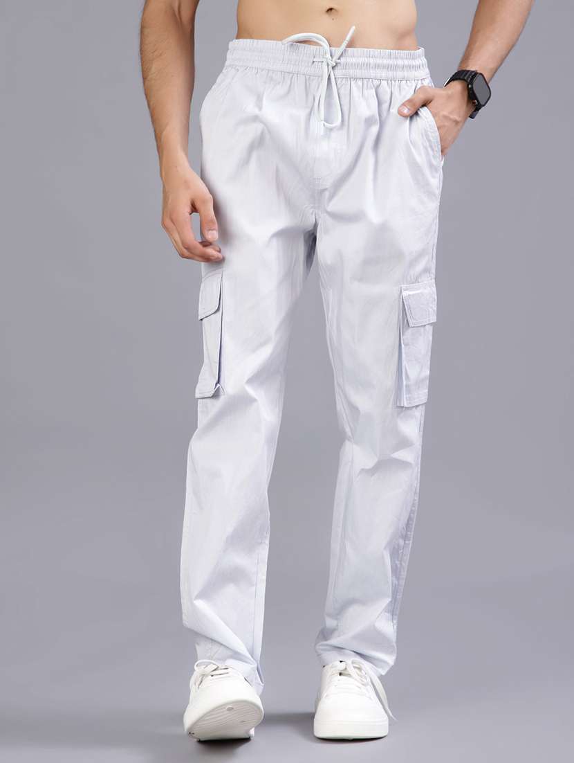 men solid mid rise regular fit cargo