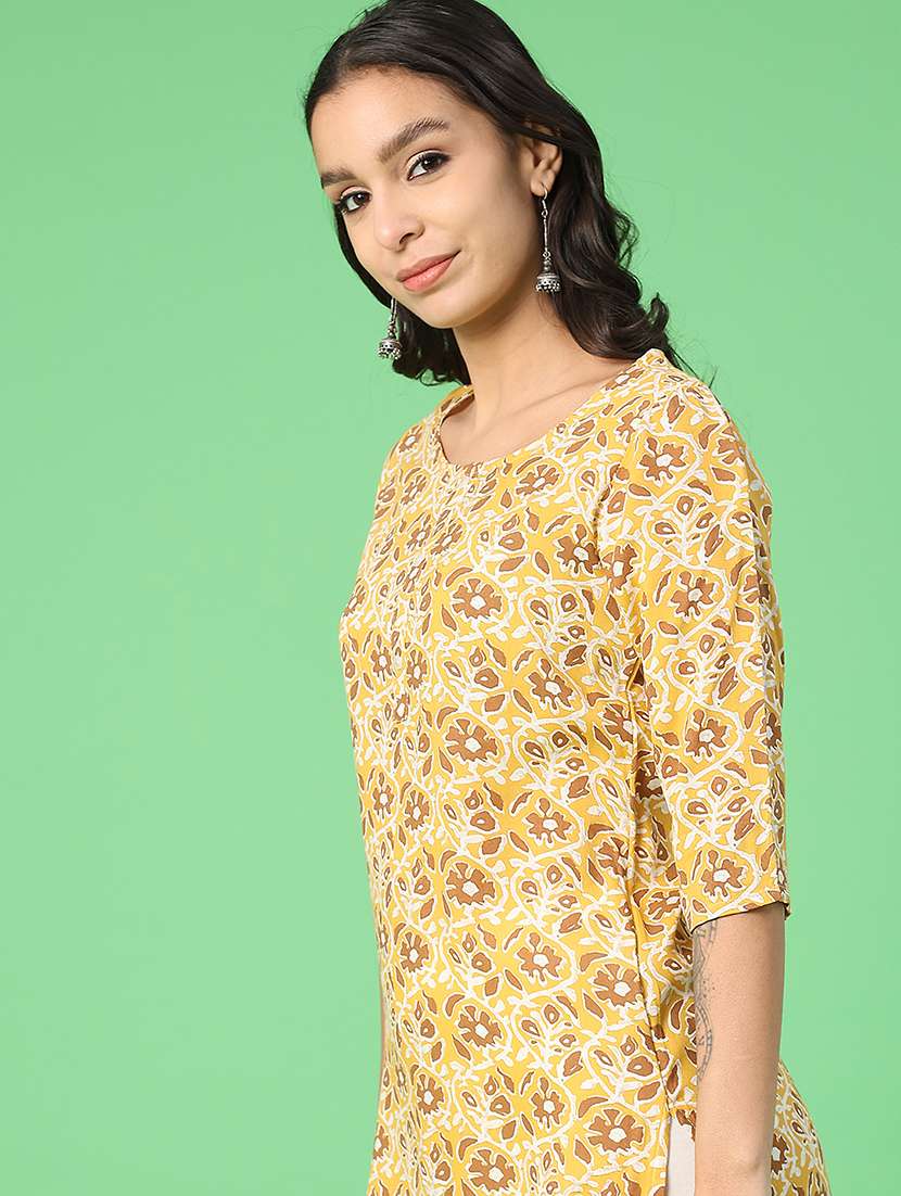 women three quarter sleeve straight kurta - 21941143 -  Standard Image - 5