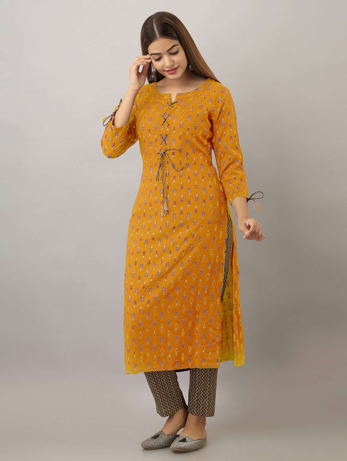 women three quarter sleeve straight kurta