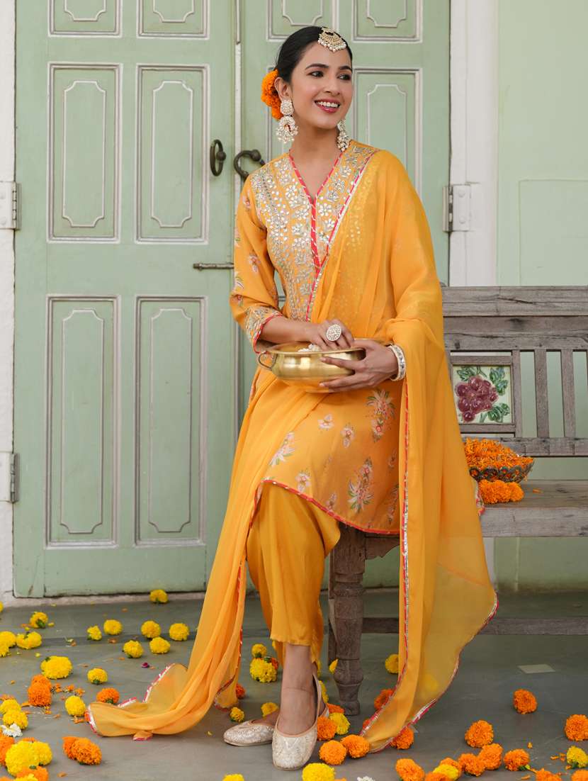 women three quarter sleeve anarkali kurta pant with dupatta set - 21941534 - Standard Image - 5