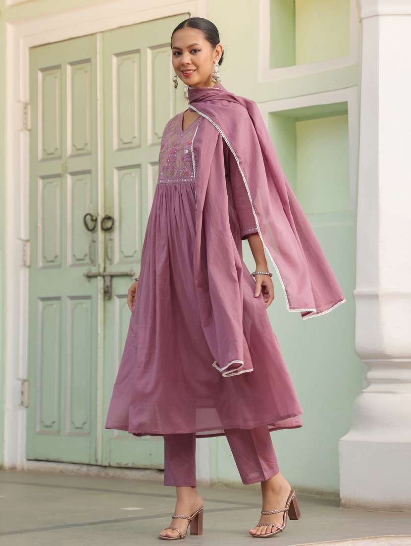 women three quarter sleeve anarkali kurta pant with dupatta set - 21941568 -  Standard Image - 5