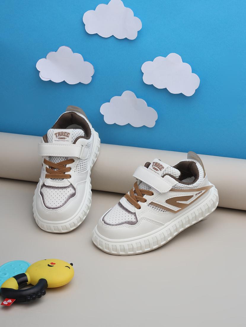 unisex white lace up sneaker - 21941748 -  Zoom Image - 0