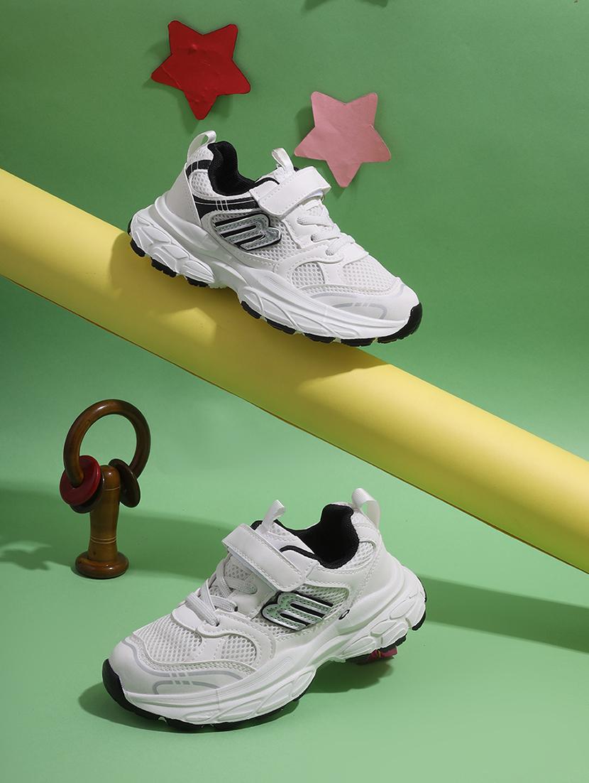 unisex white lace up sneaker - 21941754 -  Zoom Image - 0