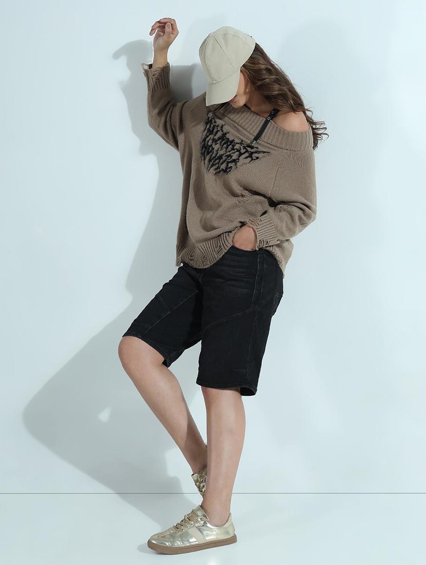 wome printed off shoulder ripped pullover - 21941916 - Standard Image - 5