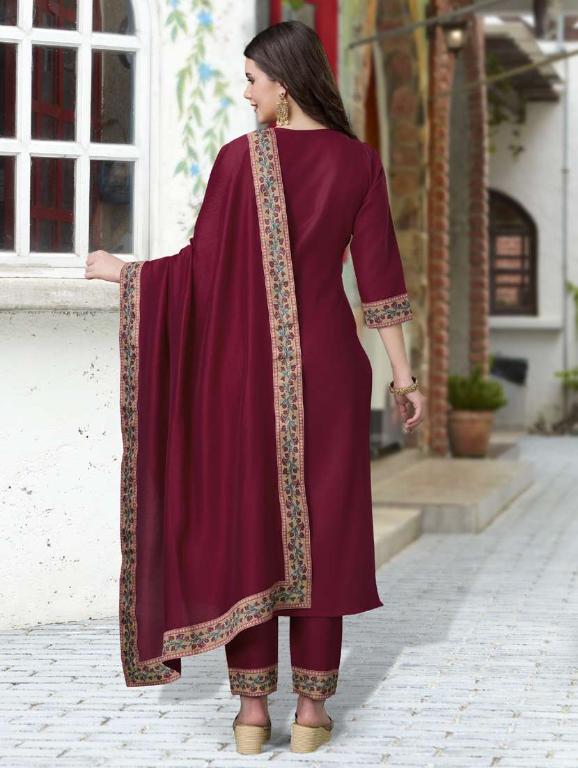 women three quarter sleeve kurta pant with dupatta set - 21942008 - Standard Image - 3