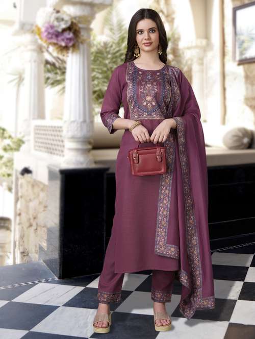 women three quarter sleeve kurta pant with dupatta set - 21942010 - Standard Image - 0