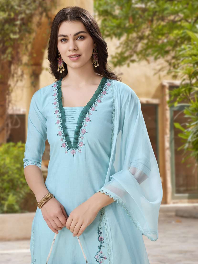 women three quarter sleeve kurta pant with dupatta set - 21942015 - Standard Image - 5