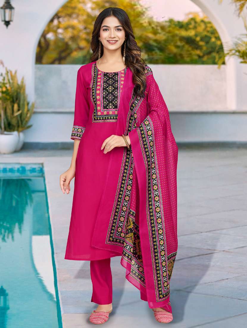 women three quarter sleeve kurta pant with dupatta set - 21942030 -  Standard Image - 3