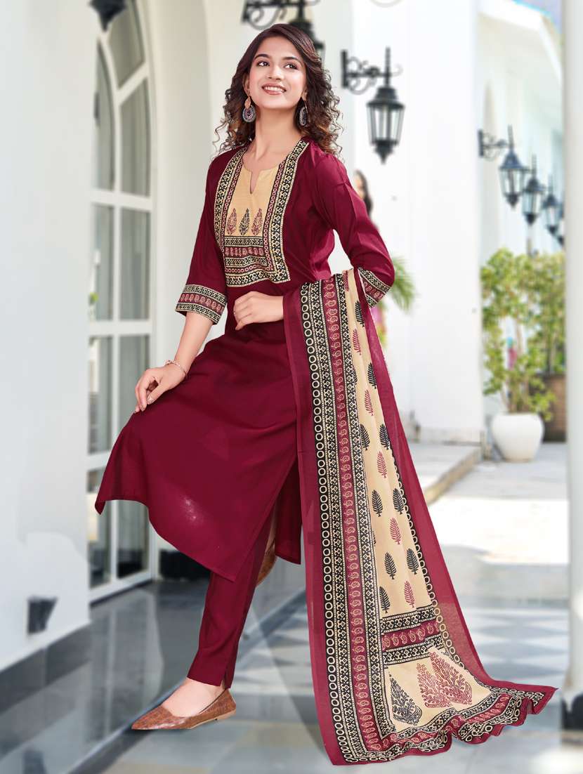 women three quarter sleeve kurta pant with dupatta set - 21942037 -  Standard Image - 3