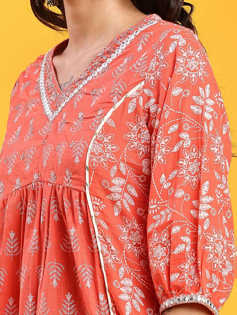 women three quarter sleeve a-line kurta - 21942438 -  Standard Image - 5