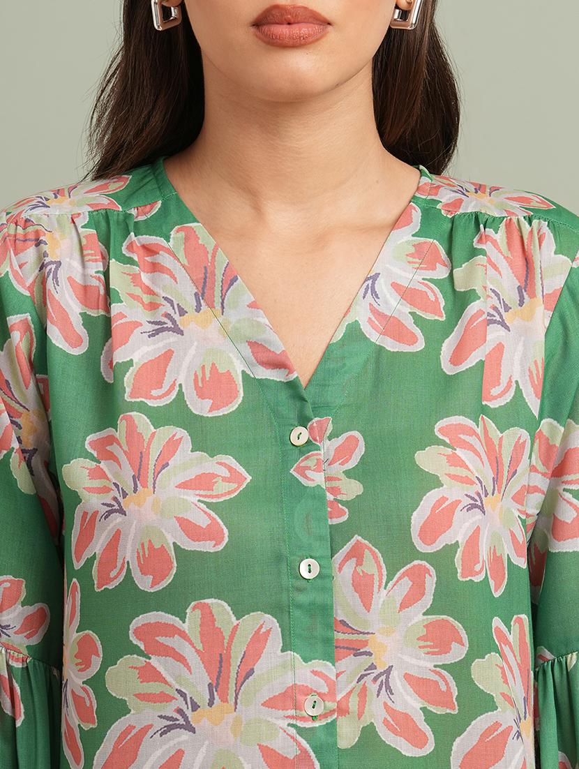 globus women green floral print v-neck bishop sleeves shirt style top - 21943196 - Standard Image - 3