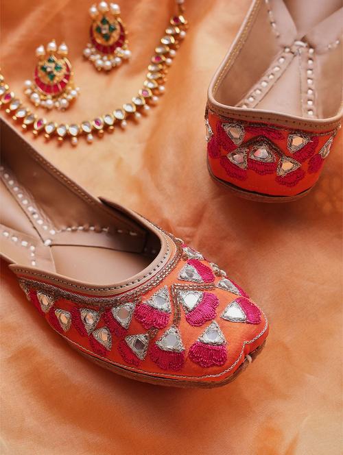 women embroidered slip on juttis - 21943239 - Standard Image - 0