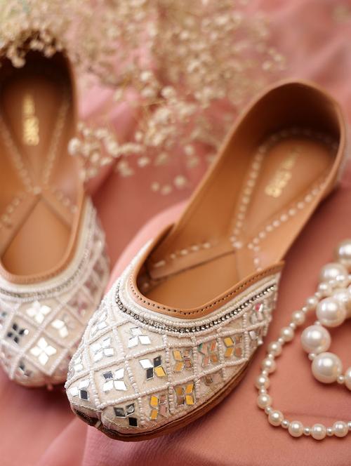 women embellished slip on juttis - 21943245 -  Standard Image - 0