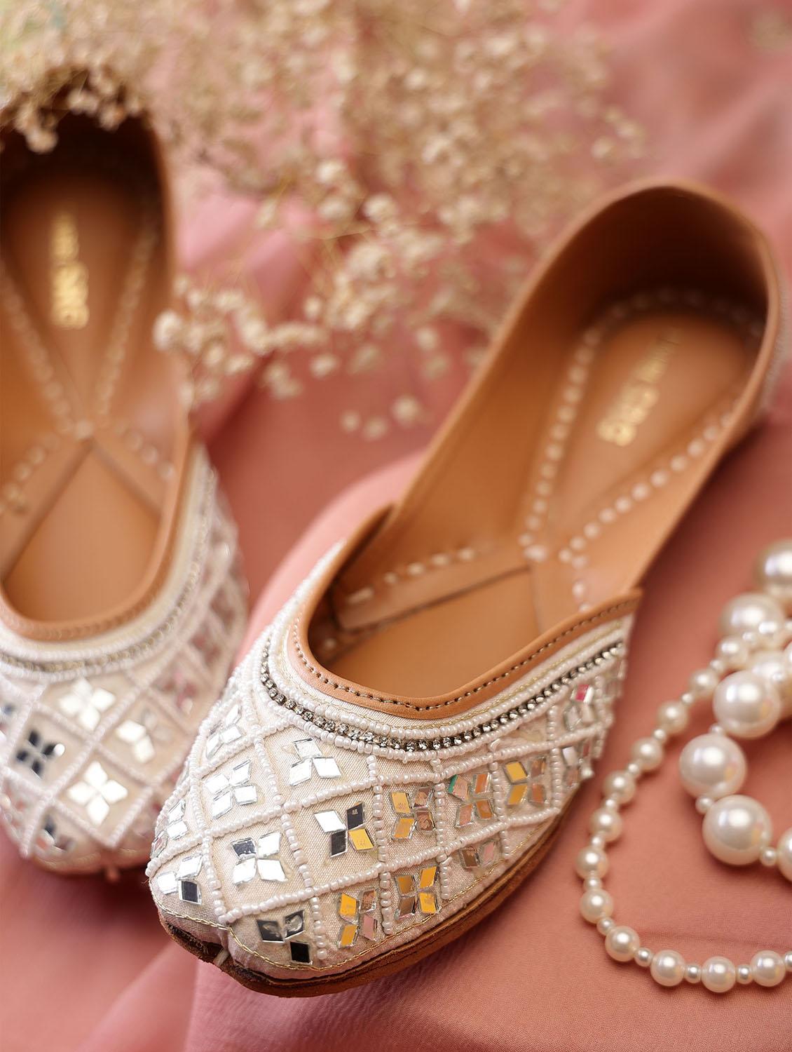 women embellished slip on juttis - 21943245 -  Zoom Image - 0
