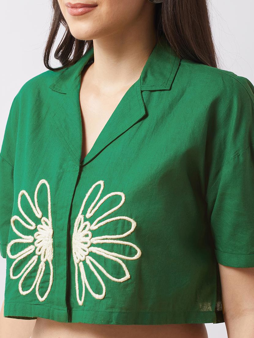 globus women green notch lapel drop shoulder sleeves embriodered detail boxy fit crop shirt - 21943262 - Standard Image - 3