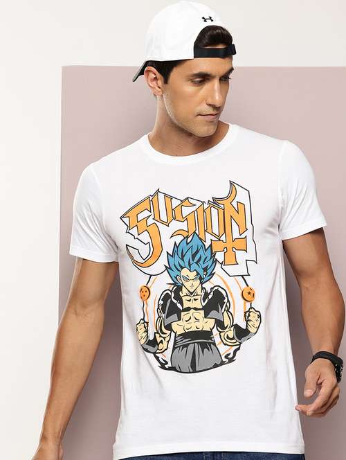 men front print round neck regular fit t-shirt - 21943477 -  Standard Image - 0