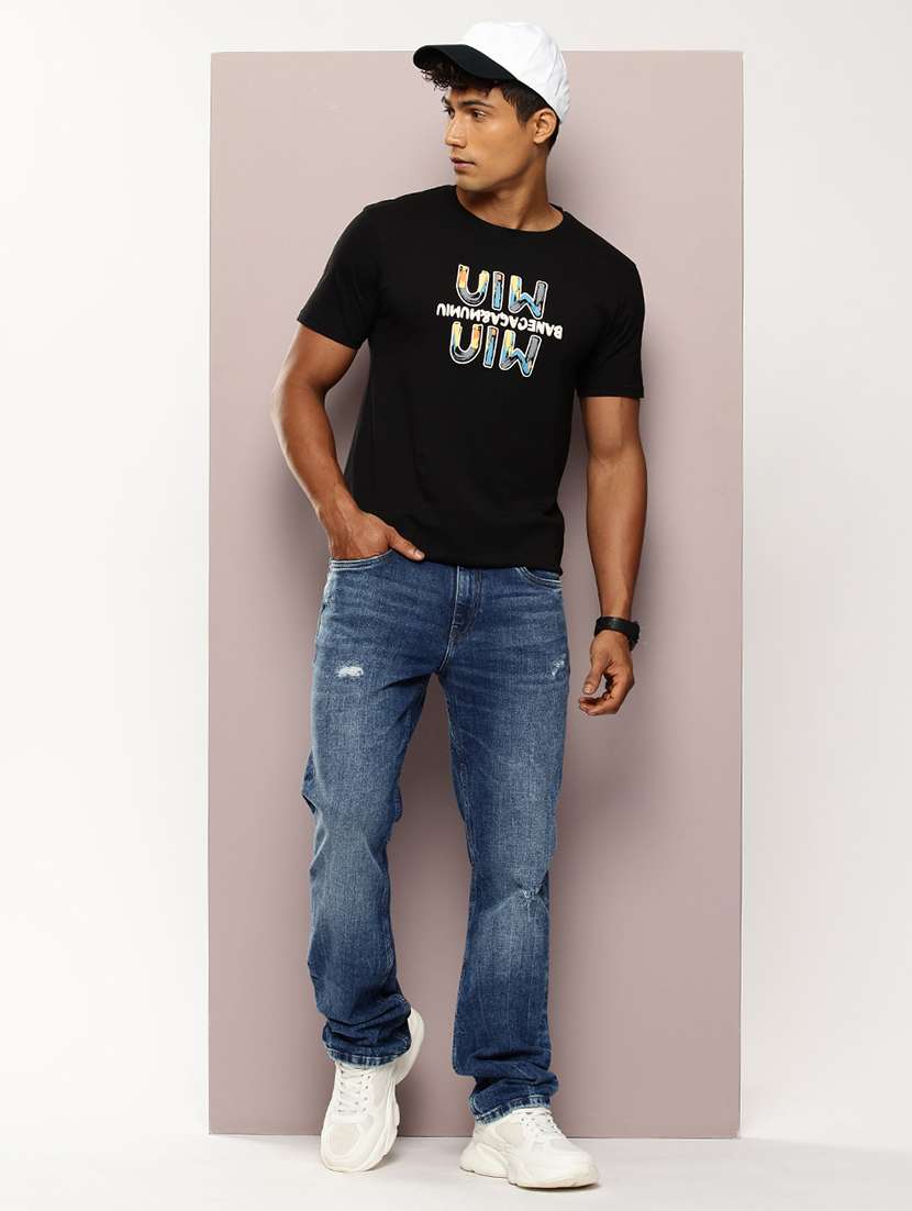 men chest print round neck regular fit t-shirt - 21943506 -  Standard Image - 3