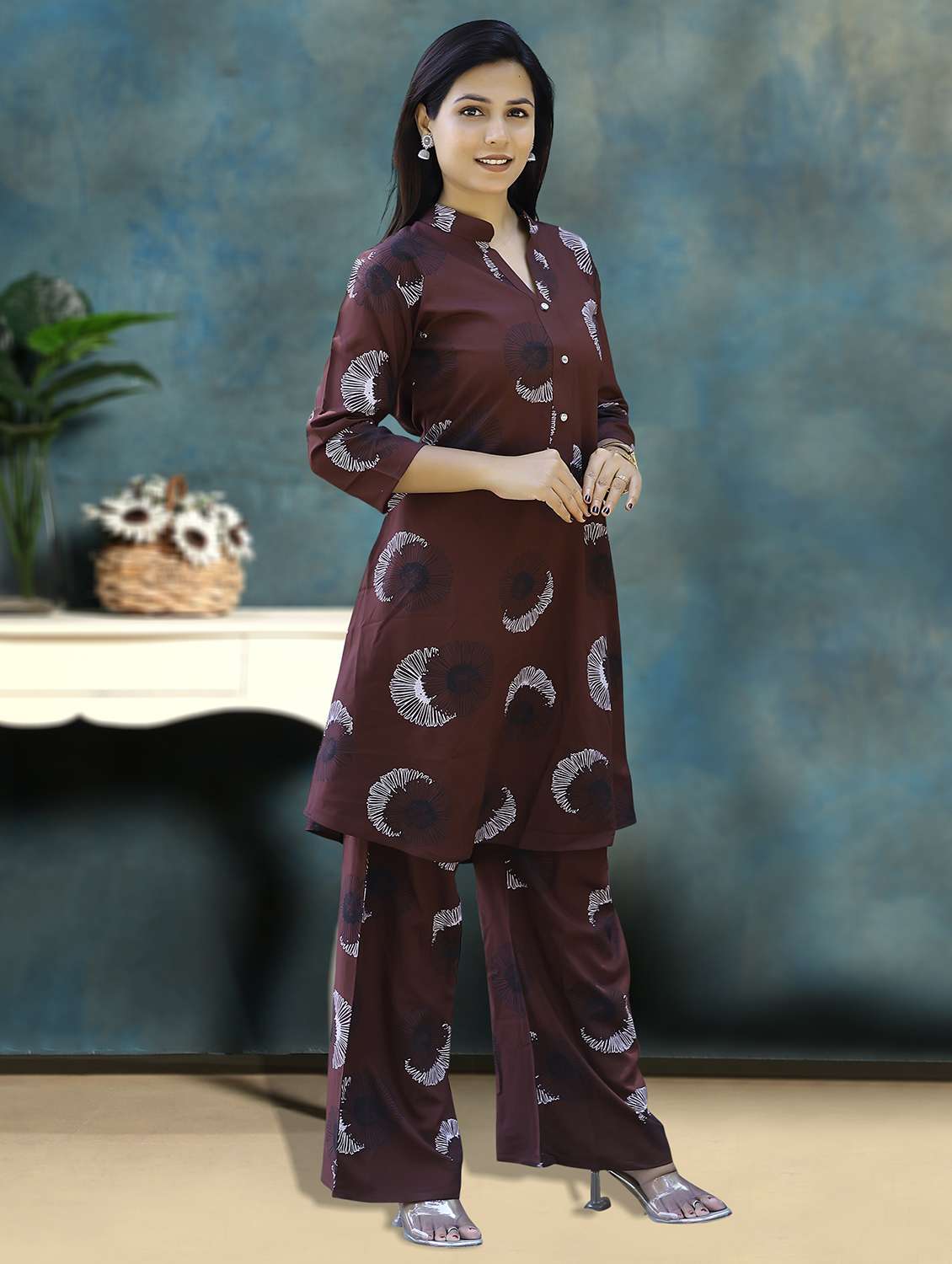 women three quarter sleeve kurta palazzo set - 21943611 -  Standard Image - 3