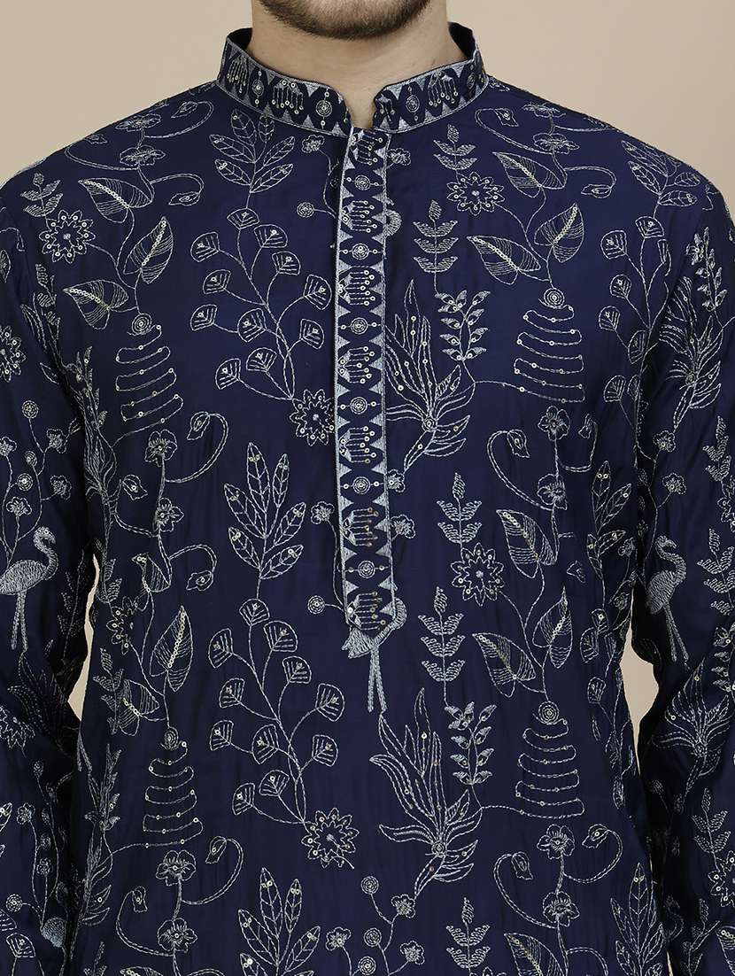 men embroidered mandarin neck long kurta - 21943627 - Standard Image - 5