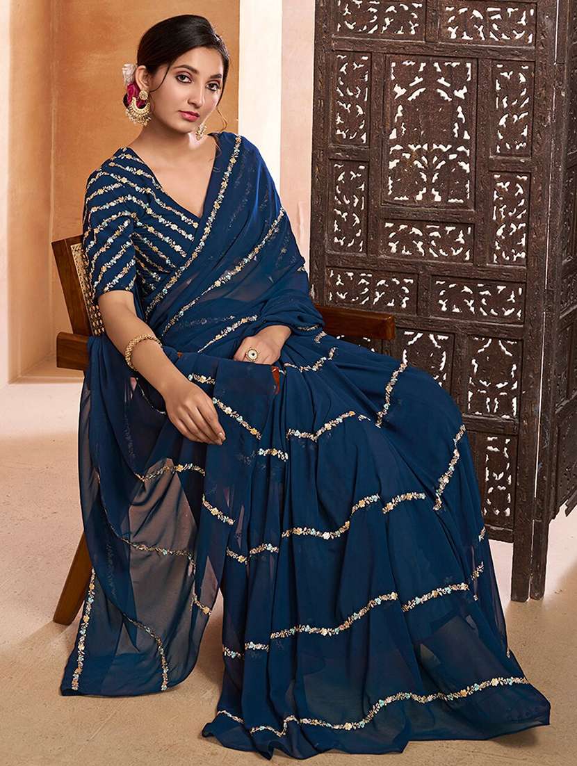 women blue embroidered saree with blouse - 21943645 - Standard Image - 3