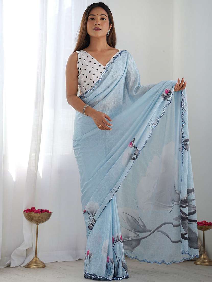 women printed casual wear saree with blouse - 21943650 - Zoom Image - 0