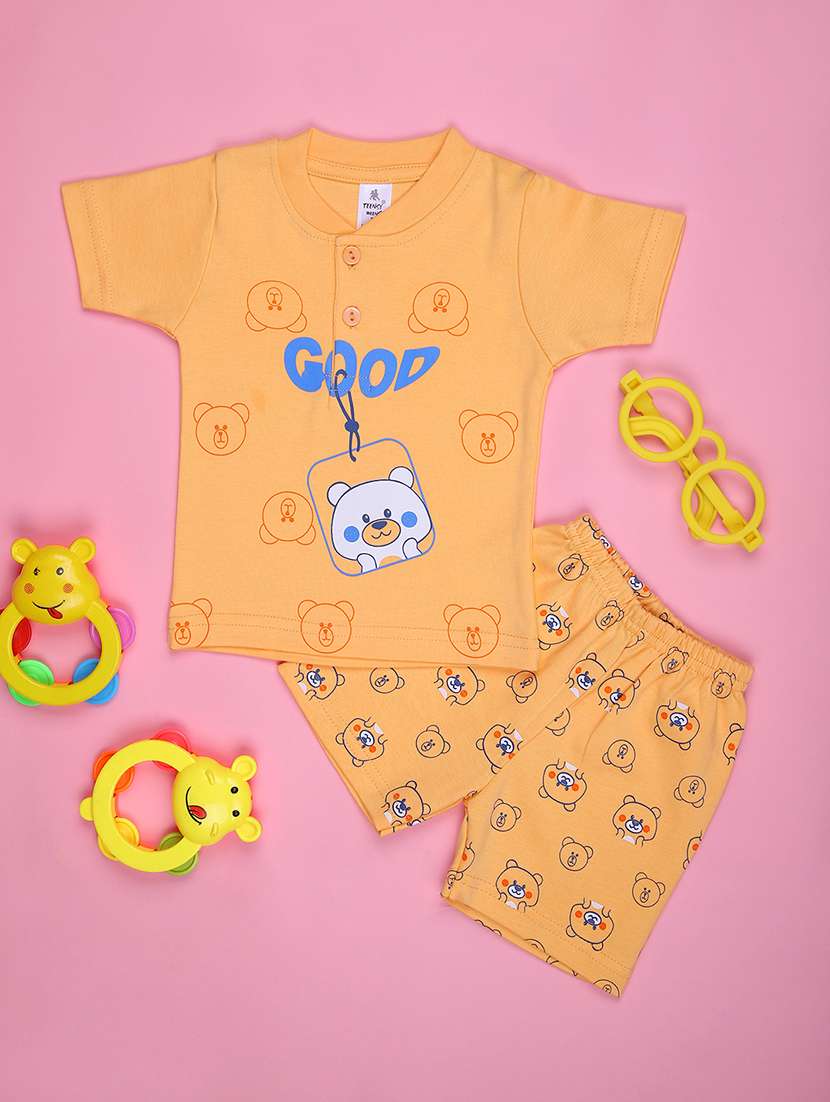 boys printed t-shirt & shorts twin set - 21943694 -  Zoom Image - 0